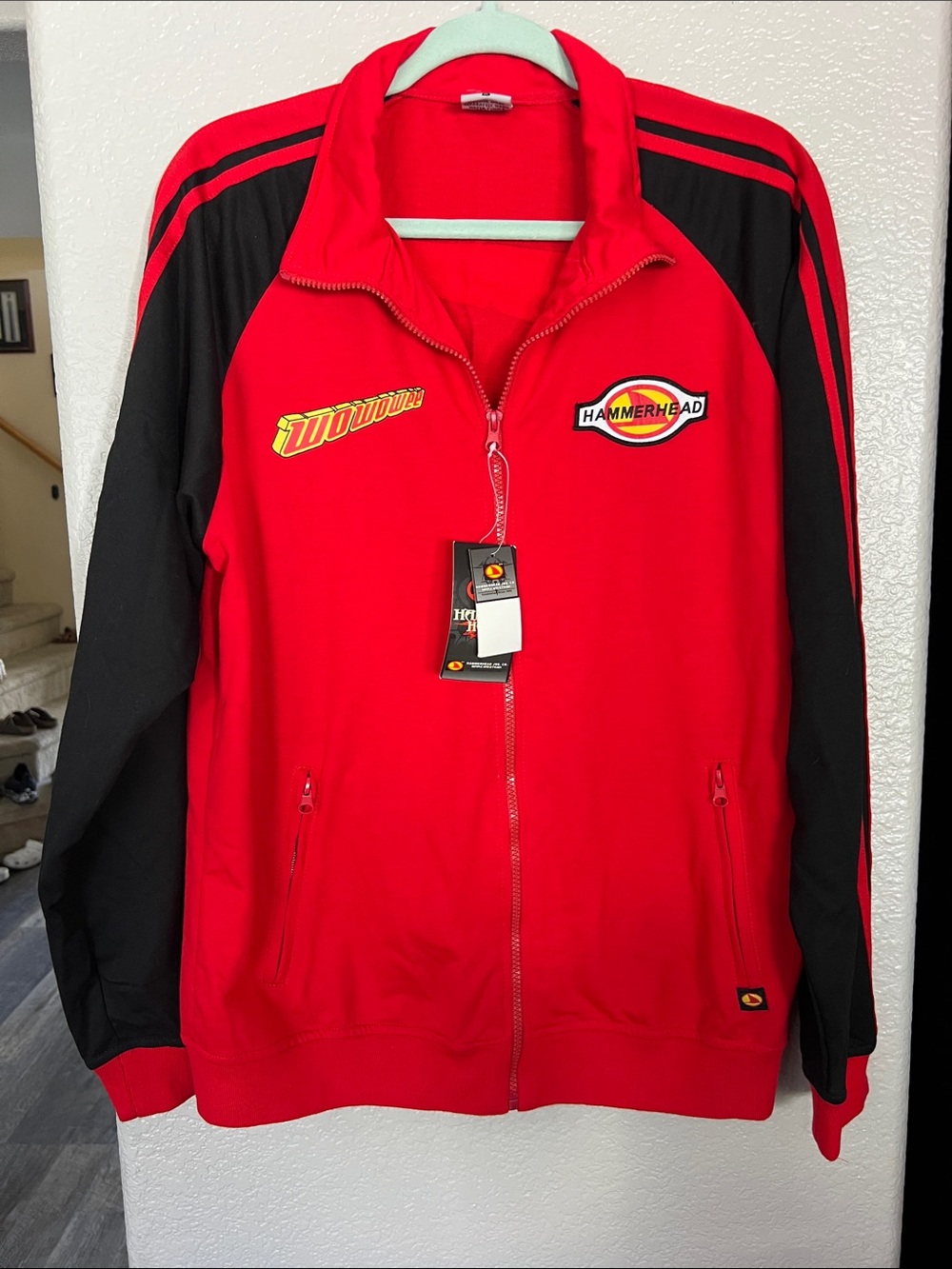 Hammerhead Wowwowee World Tour Red & Black Zip Track Jacket Size XL NWT